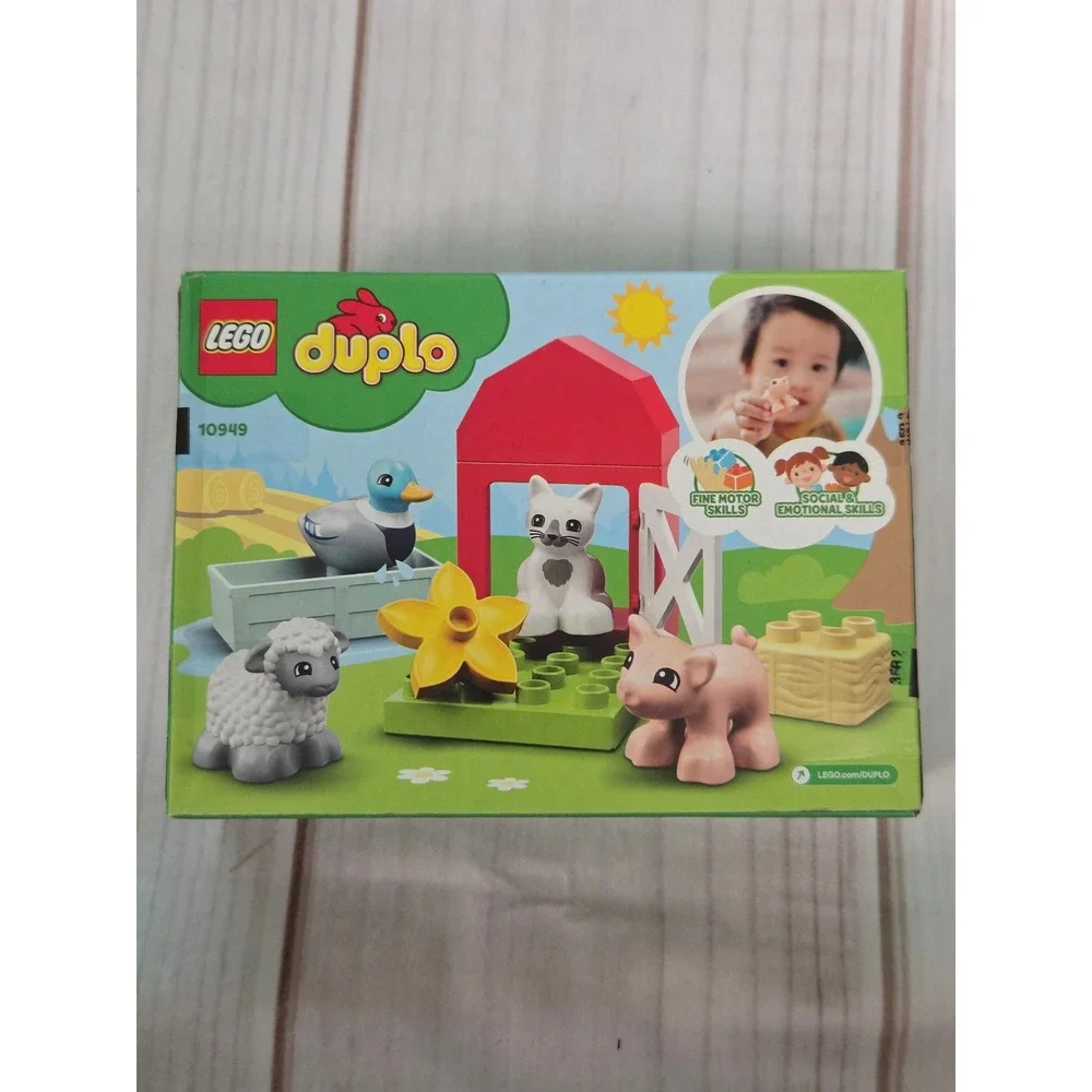 LEGO Duplo Farm Animal Care 10949 Preschool Building Toy 11 Pieces New